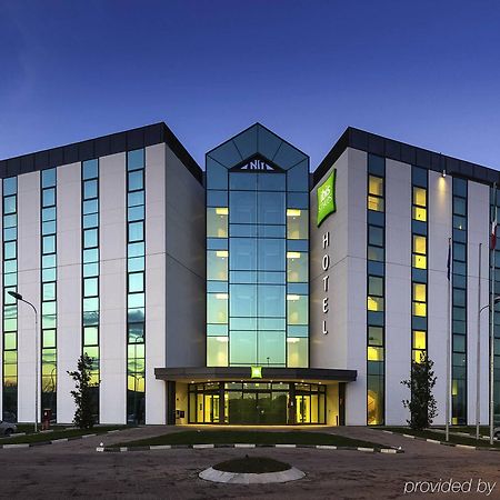 Отель Ibis Styles Milano Melegnano Carpiano Экстерьер фото